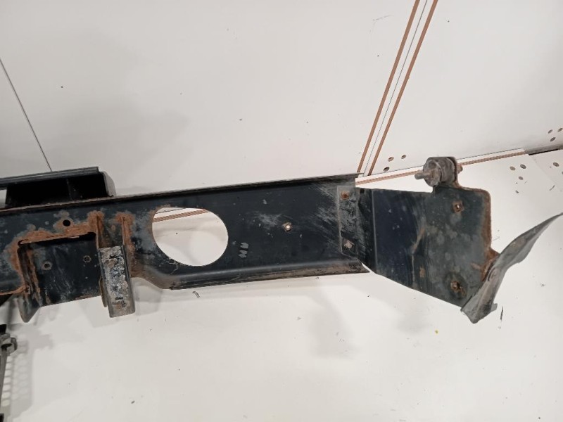 Traversa Paraurti ANT TRAVERSA PARAURTI ANT Land Rover Discovery II 1999