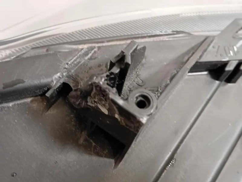 Proiettore ANT SX 260602465R Dacia Duster II 2018