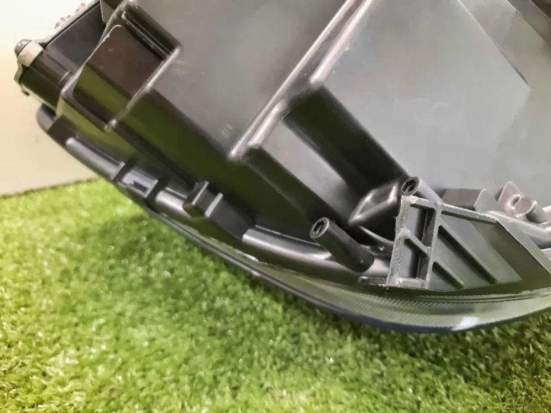 Proiettore ANT SX 2 ATTACCHI ROTTI 260609367R Dacia Duster II 2018