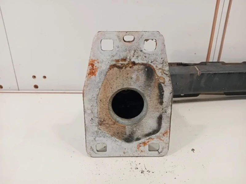 Traversa Paraurti ANT Land Rover Range Rover Evoque I 2011