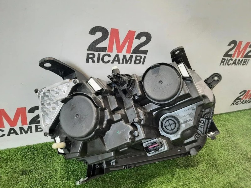 Proiettore ANT SX 260609367R Dacia Duster II 2018