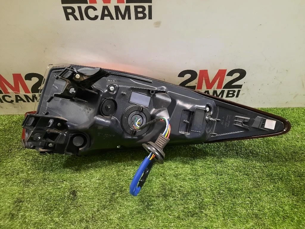 Fanale EST POST SX 8156148370 Lexus Serie RX IV 2016