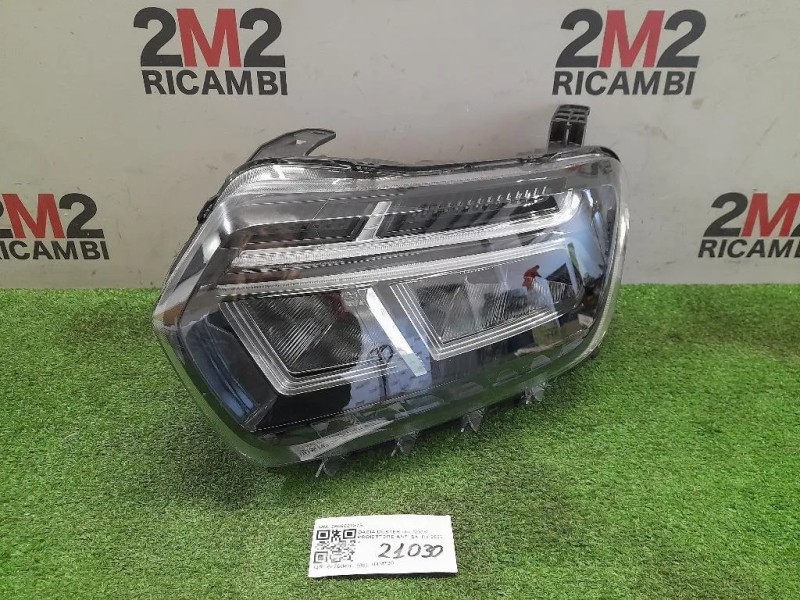 Proiettore ANT SX 260602287R Dacia Duster II 2018