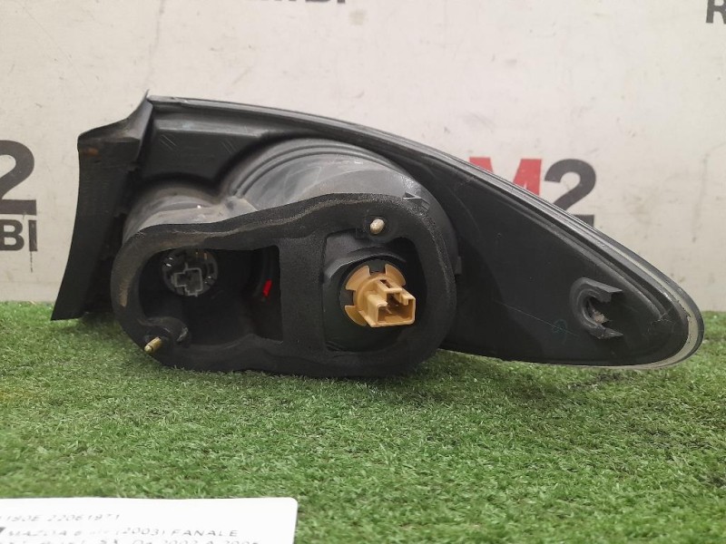 Fanale EST POST SX GJ6A51180E 22061971 Mazda 6 I 2003