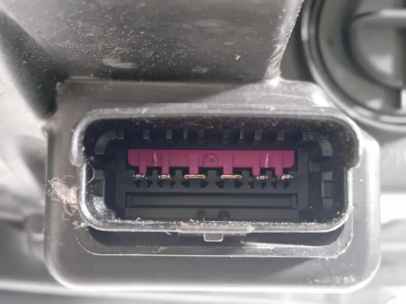 Proiettore ANT SX 260609367R Dacia Duster II 2018