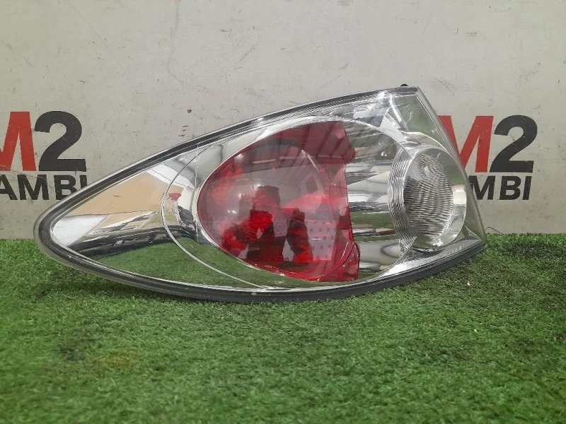 Fanale EST POST SX GJ6A51180E 22061971 Mazda 6 I 2003