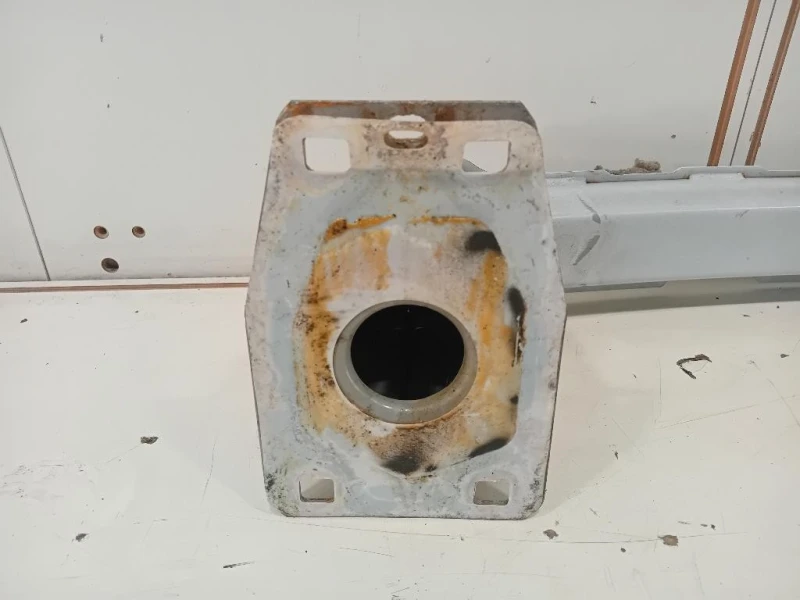 Traversa Paraurti ANT EJ32-17F021AB Land Rover Range Rover Evoque I 2015