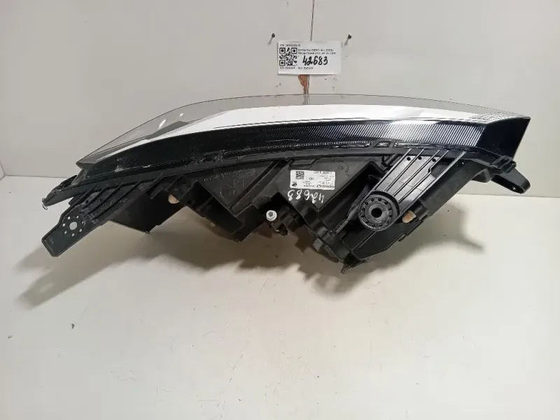 Proiettore ANT SX 260602561R Dacia Sandero III 2020