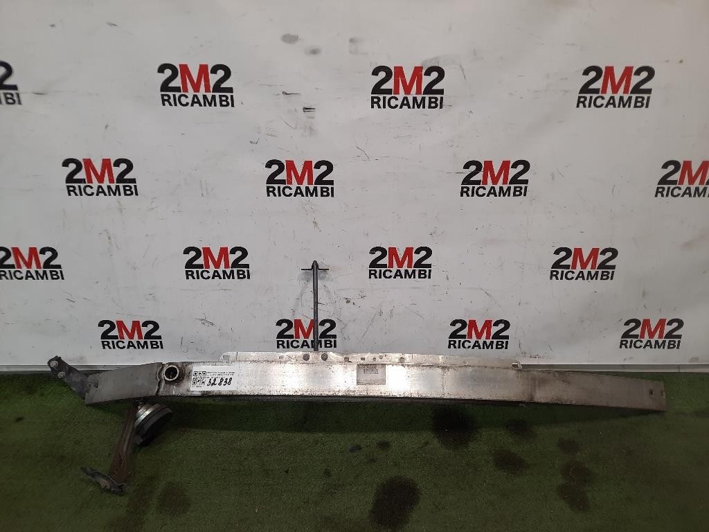 Traversa Paraurti ANT A2076201600 Mercedes Classe C W204 2011