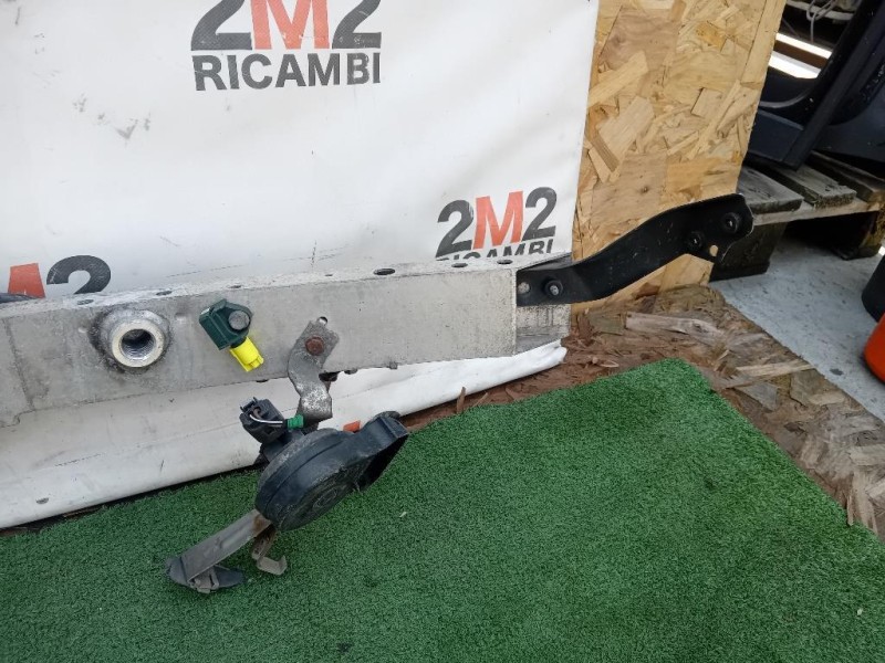 Traversa Paraurti ANT A2126201500 Mercedes Classe E W212 2009