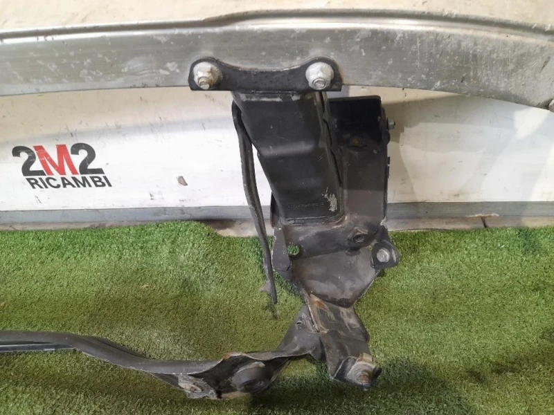 Traversa Paraurti ANT A2516201134 Mercedes Classe R W251 2006