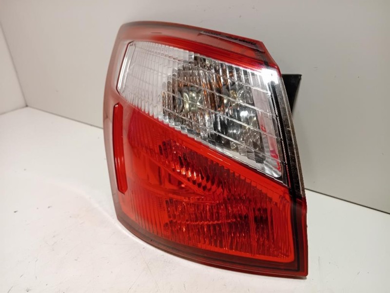Fanale EST POST SX FANALE EST POST SX Nissan Qashqai I 2010