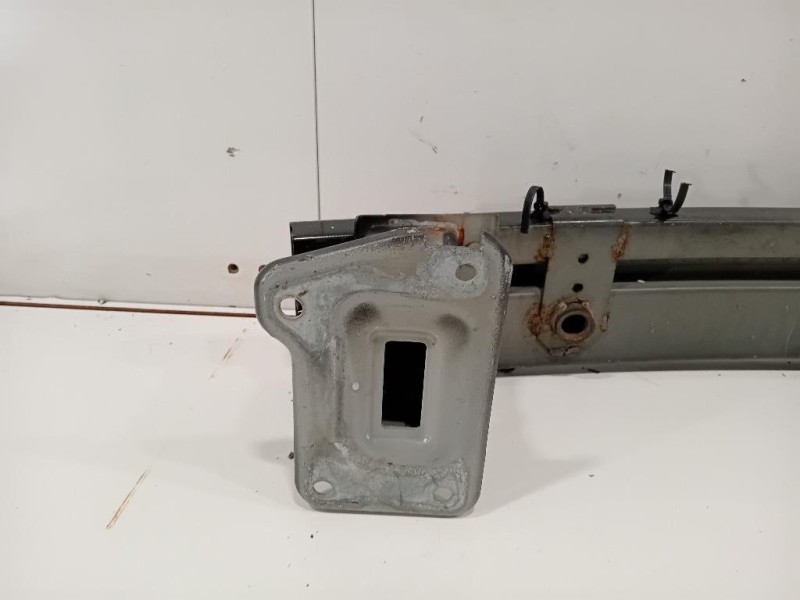 Traversa Paraurti ANT TRAVERSA PARAURTI ANT Nissan Qashqai I 2010