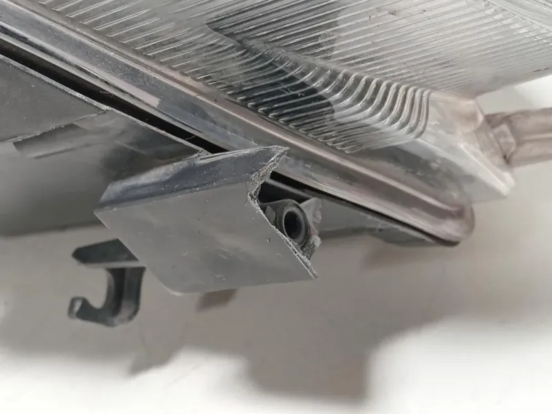 Proiettore ANT SX 47530748 DIFETTI Fiat 500L 2013