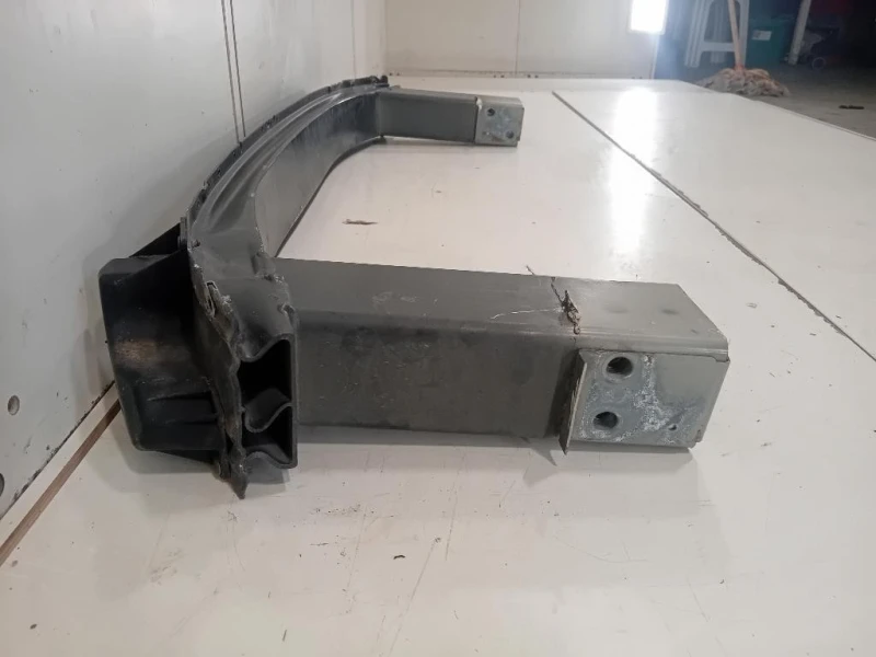 Traversa Paraurti ANT 39165571 Opel Zafira C 2012