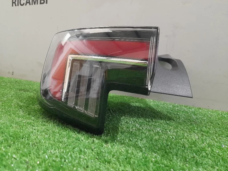 Fanale EST POST SX 9833721880 Opel Mokka B 2020