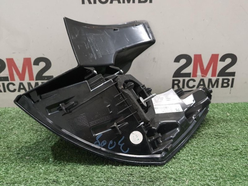Fanale EST POST SX 9810477180 Peugeot 3008 II 2016