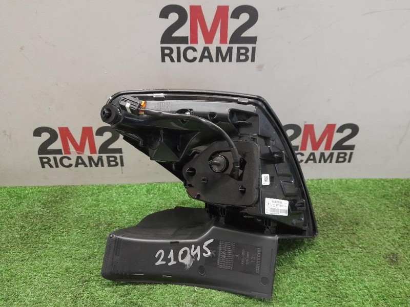 Fanale EST POST SX 9836231280 82140101 Peugeot 3008 II 2016