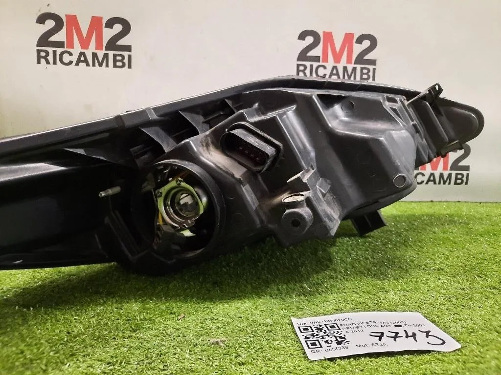 Proiettore ANT SX 8A6113W030CG Ford Fiesta VI 2008