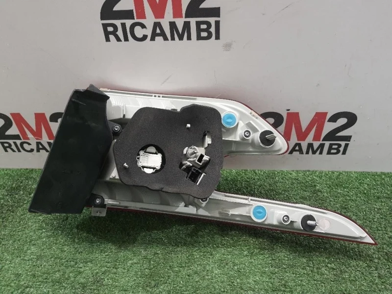 Fanale EST POST SX 9678093980 Peugeot 308 II SW 2014