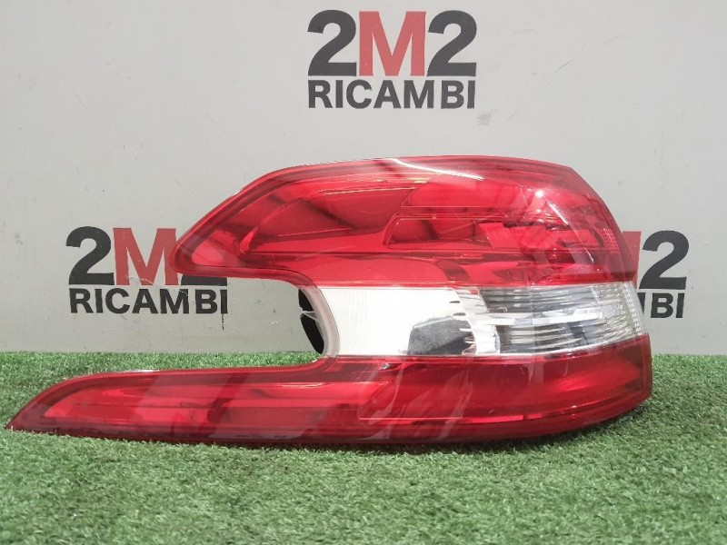 Fanale EST POST SX 9678093980 Peugeot 308 II SW 2014