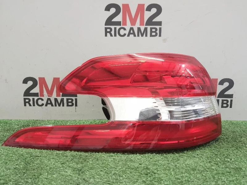 Fanale EST POST SX 9678093980 Peugeot 308 II SW 2014