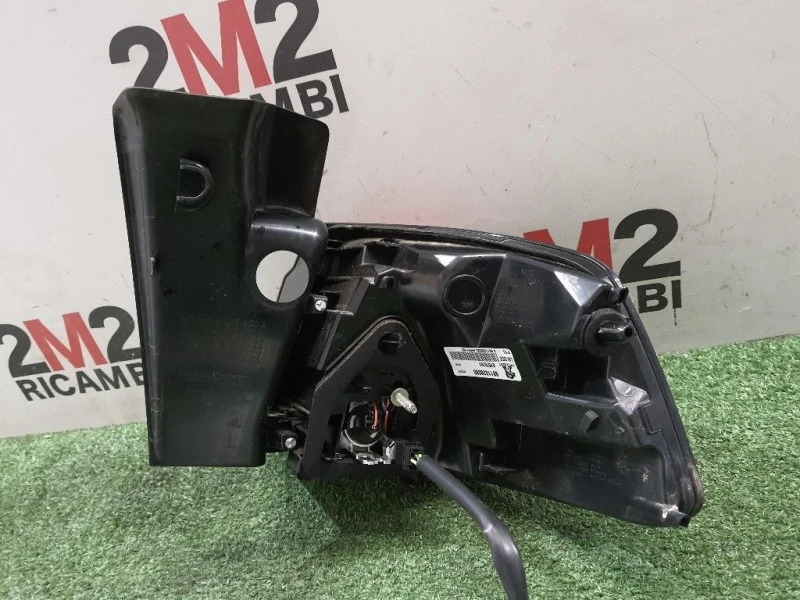 Fanale EST POST SX 9811028080 Peugeot 5008 II 2017