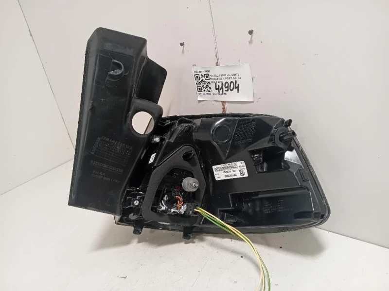 Fanale EST POST SX 9811028080 Peugeot 5008 II 2017