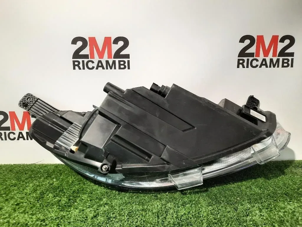 Proiettore ANT SX 2469074 H1BB-13W030-CD Ford Fiesta VII 2017