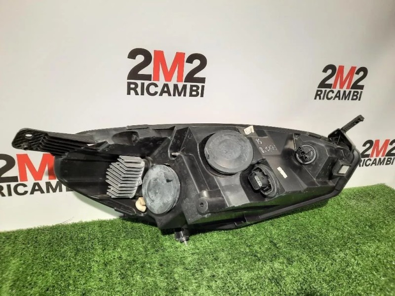 Proiettore ANT SX 2469074 H1BB-13W030-CD Ford Fiesta VII 2017