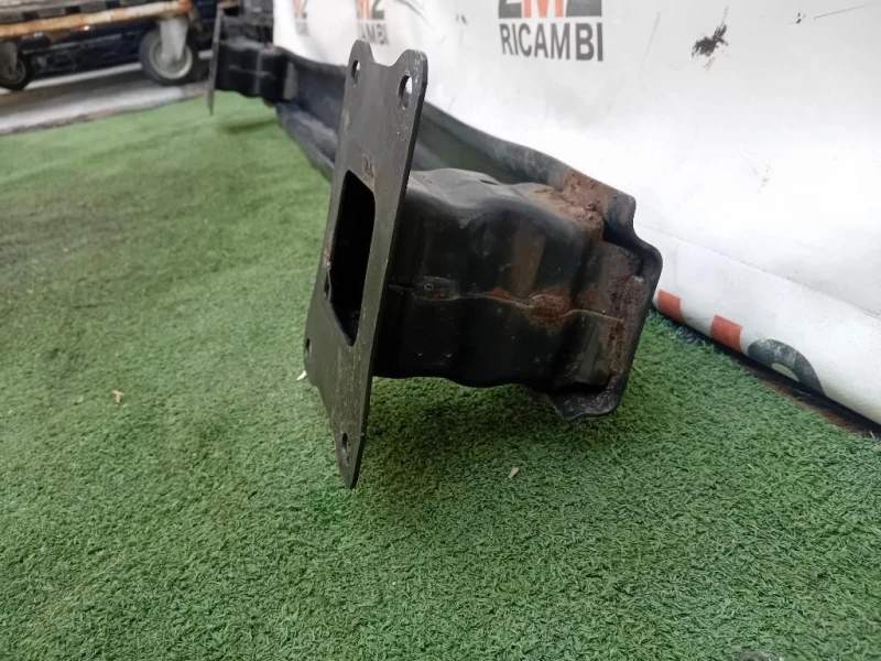 Traversa Paraurti ANT 5F0807109AG Seat LEON 5F1 2013