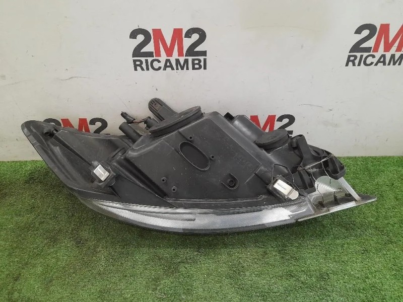 Proiettore ANT SX 8V4113W030BE Ford KUGA I 2008