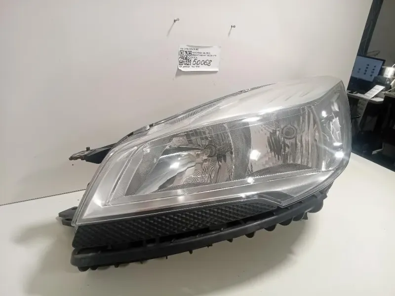 Proiettore ANT SX CV44-13W030-BE Ford KUGA II 2013