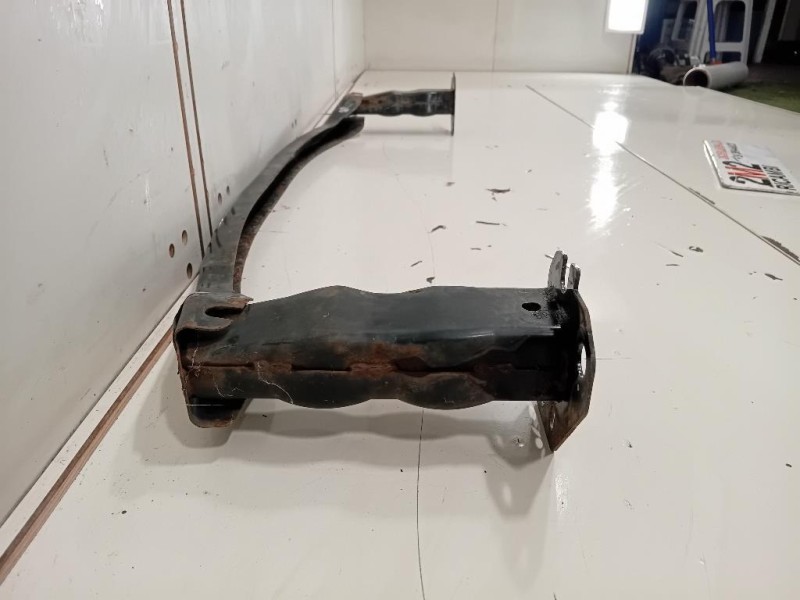 Traversa Paraurti ANT TRAVERSA PARAURTI ANT Ssangyong Tivoli 2015