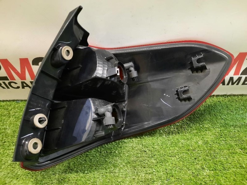 Fanale EST POST SX 220-18097 Suzuki Vitara II 2015