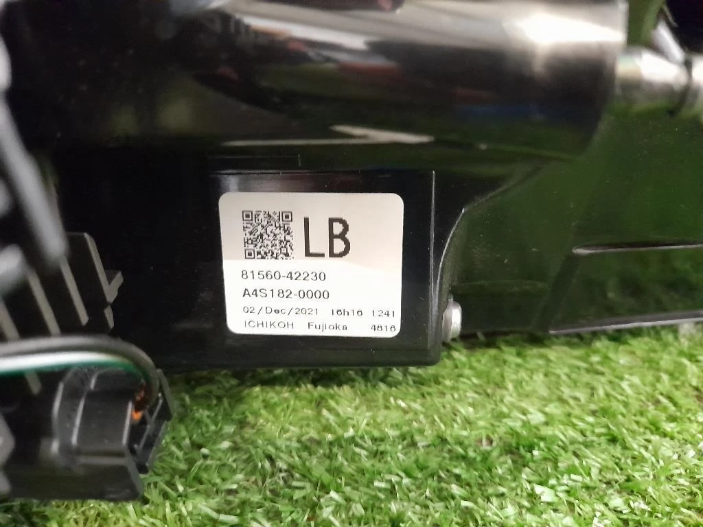 Fanale EST POST SX 8156042230 Toyota RAV 4 V 2018