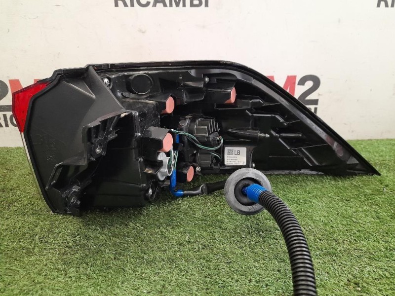 Fanale EST POST SX 8156042230 Toyota RAV 4 V 2018