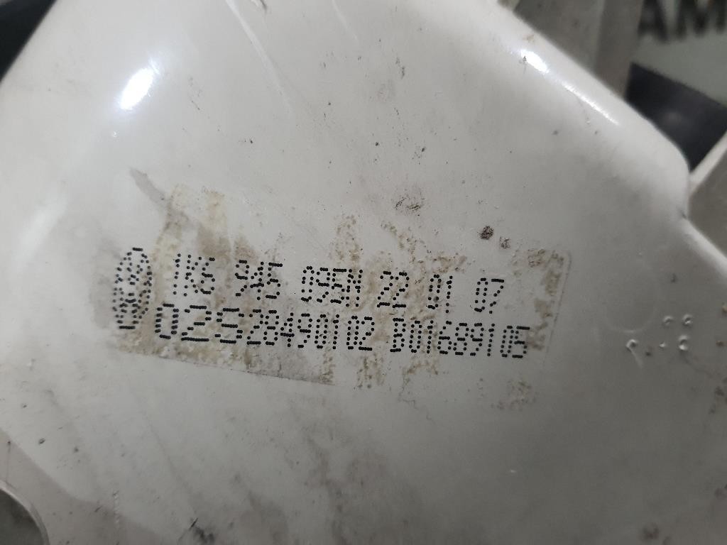 Fanale EST POST SX 1K6945095N Volkswagen GOLF V 2004