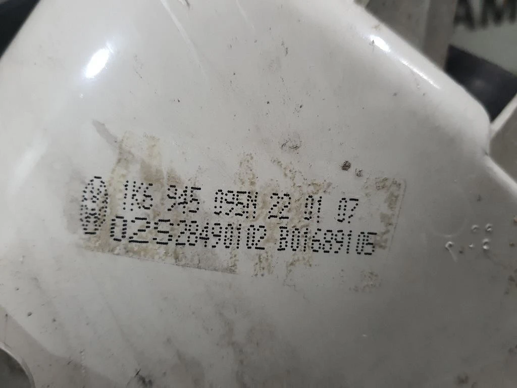 Fanale EST POST SX 1K6945095N Volkswagen GOLF V 2004