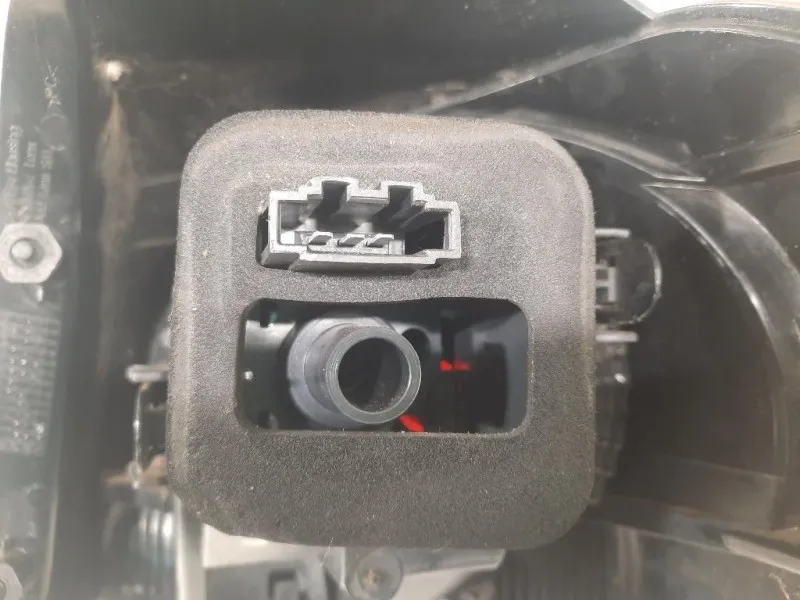 Fanale EST POST SX 5K0 945 257 Volkswagen GOLF VI 2009