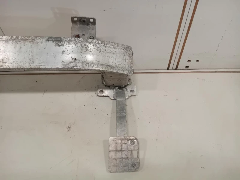 Traversa Paraurti ANT 5K0807109K Volkswagen GOLF VI 2009