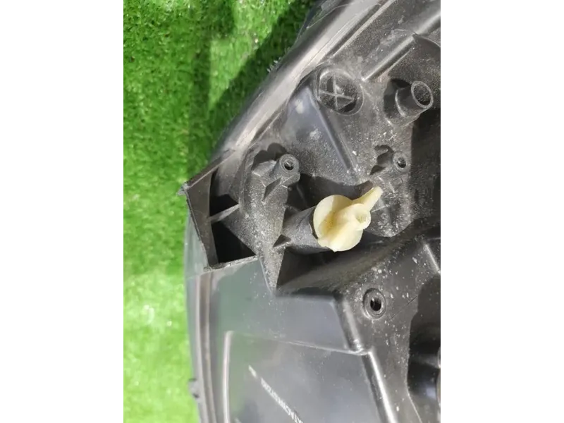 Proiettore ANT SX JT76 13W030 CD Ford Transit Courier 2018