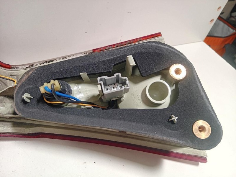 Fanale EST POST SX 164391 Volvo V70 III 2008