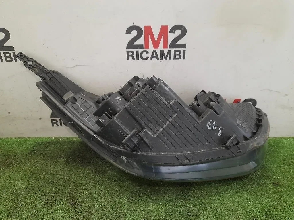 Proiettore ANT SX 921011J5 Hyundai I20 I 2012