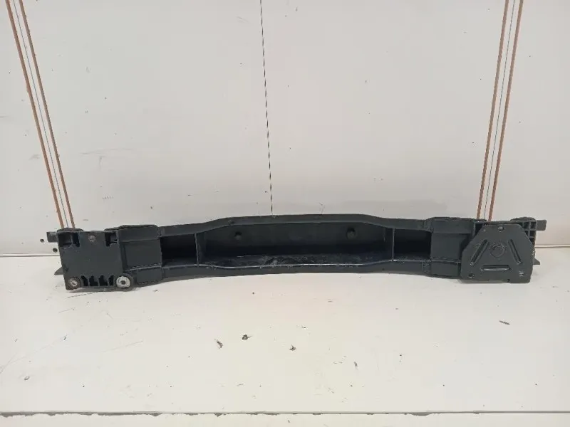 Traversa Paraurti POST 51813036 Alfa Romeo Giulietta 2010