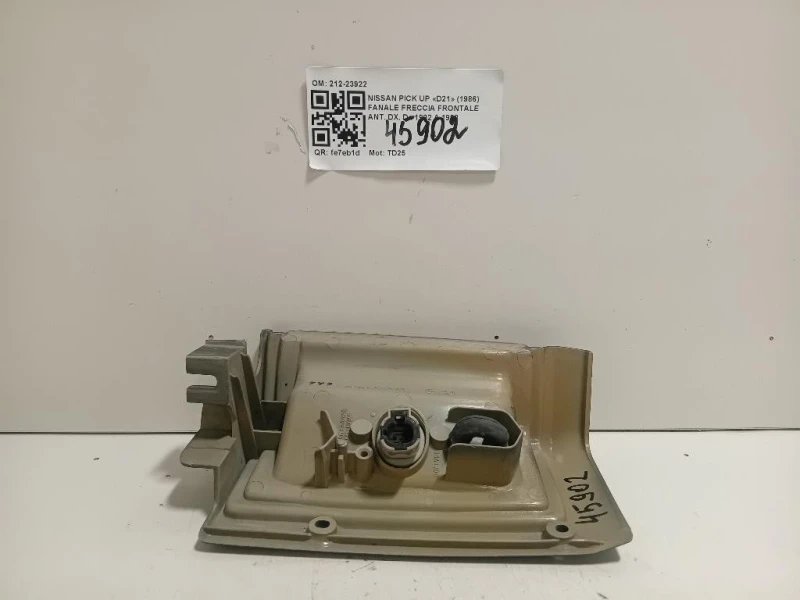 Fanale Freccia Frontale ANT DX 212-23922 Nissan PICK UP D21 1986