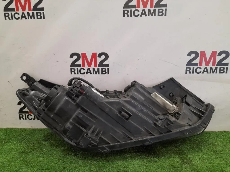 Proiettore ANT SX D7921110A0 Hyundai Tucson II 2015