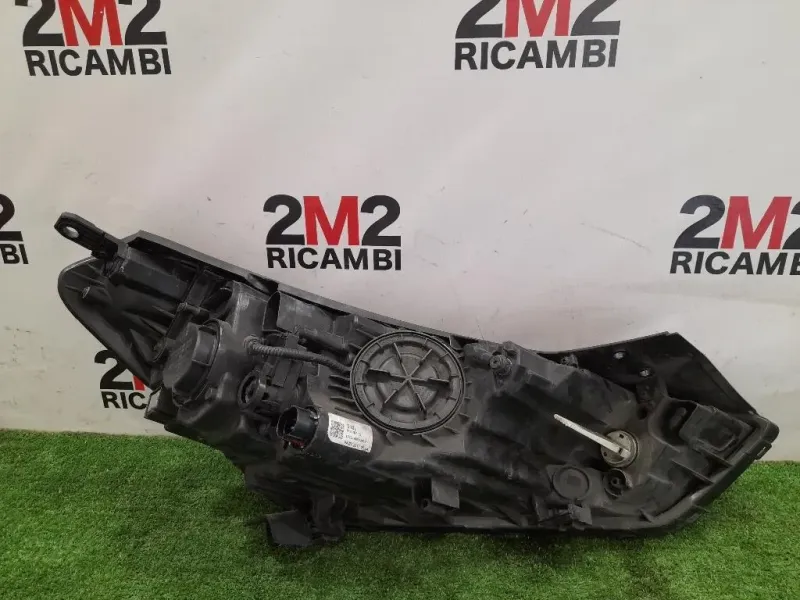 Proiettore ANT SX D7921110A0 Hyundai Tucson II 2015