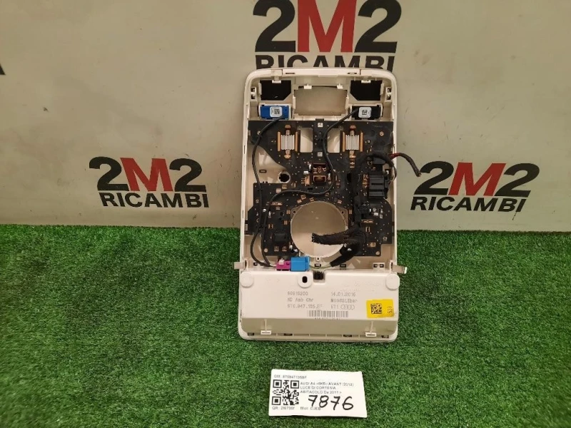 LUCE DI Cortesia Abitacolo 8T0947135BF Audi A4 8K5 Avant 2012