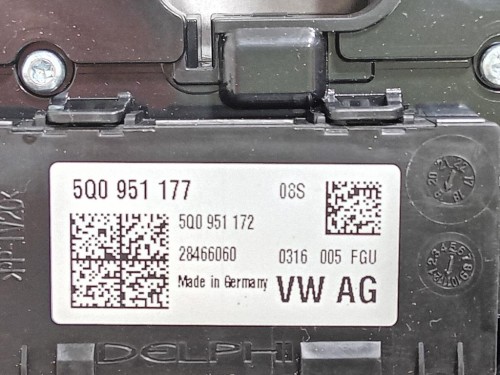 LUCE DI Cortesia Abitacolo 5Q0951177 PLAFONIERA Audi A6 4a5c8 Avant 2018